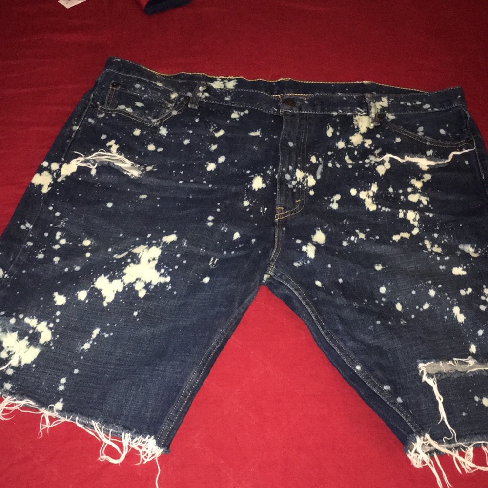 Levi Distressed Shorts